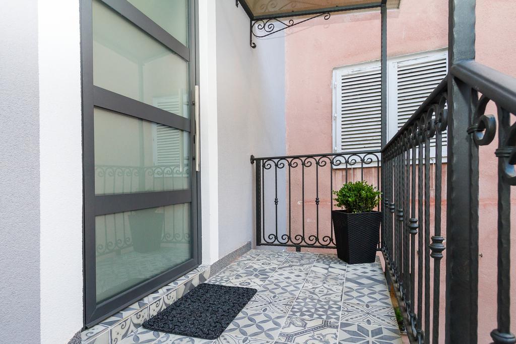 The Well Luxury Rooms Zadar Exterior photo